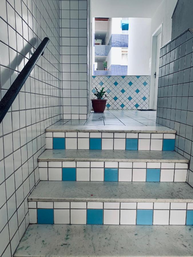 Stayhere! Fique Aqui! Apartamento 2/4 Mobiliado No Costa Azul :-) ซัลวาดอร์ ภายนอก รูปภาพ