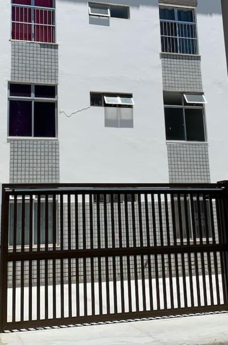 Stayhere! Fique Aqui! Apartamento 2/4 Mobiliado No Costa Azul :-) ซัลวาดอร์ ภายนอก รูปภาพ
